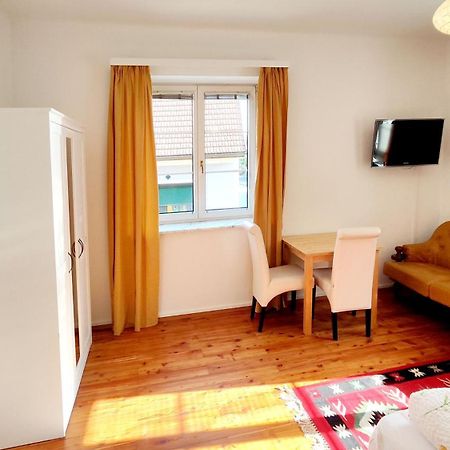 Ferienwohnung Stelzl Sankt Johann im Saggautal Bagian luar foto