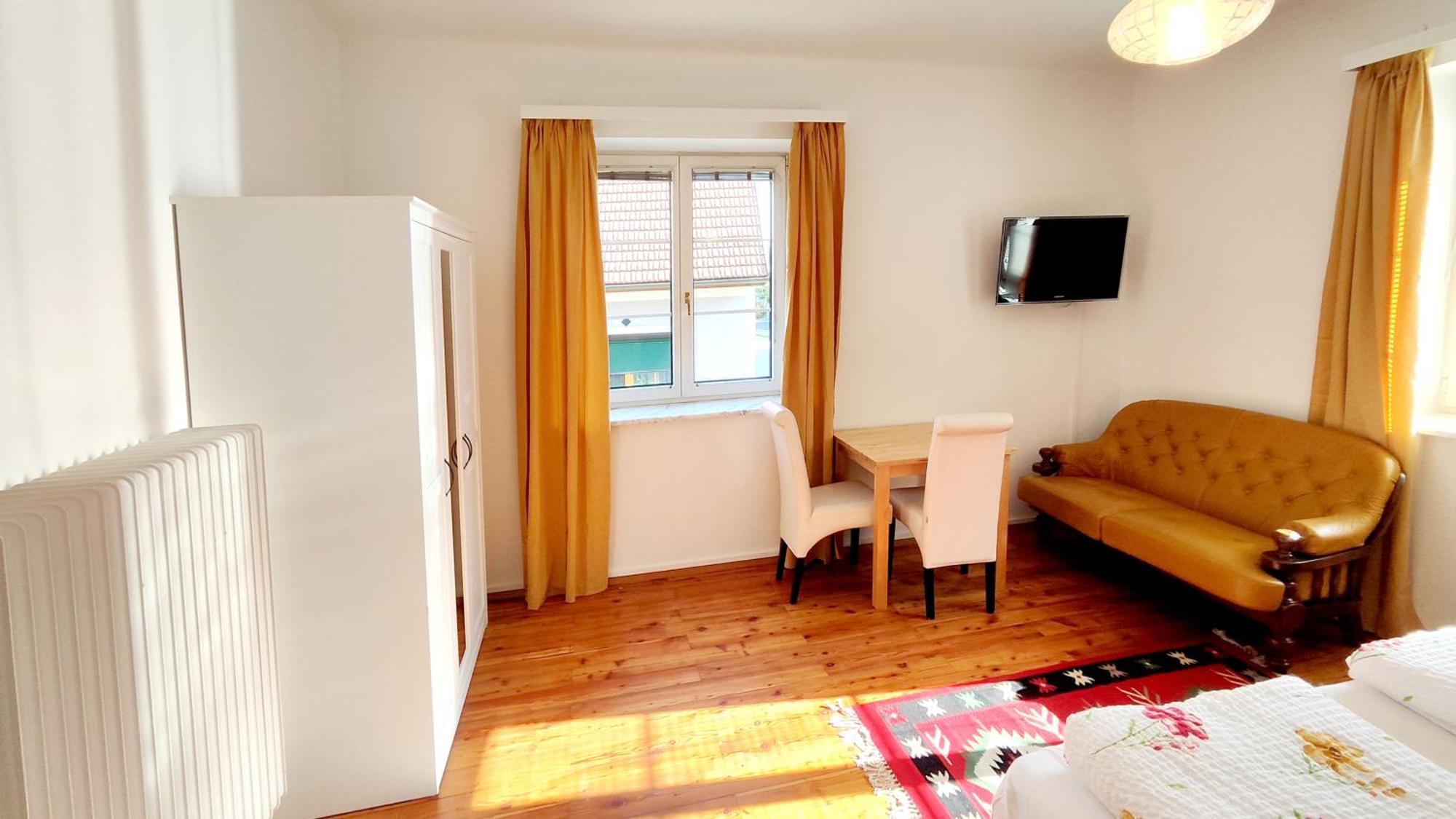 Ferienwohnung Stelzl Sankt Johann im Saggautal Bagian luar foto